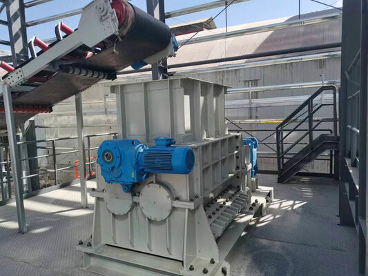 BBT üreticisinden tuğla üretimi için kil hammaddesi ezme, 30 ila 120 ton/saat gri çift dişli merdane kırıcı