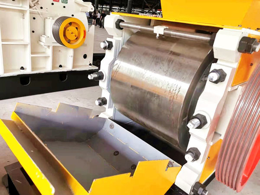 Kil Tuğla Yapımı İçin GS1210 Çelik İnce Kırıcı Rulo Makinesi Değirmeni