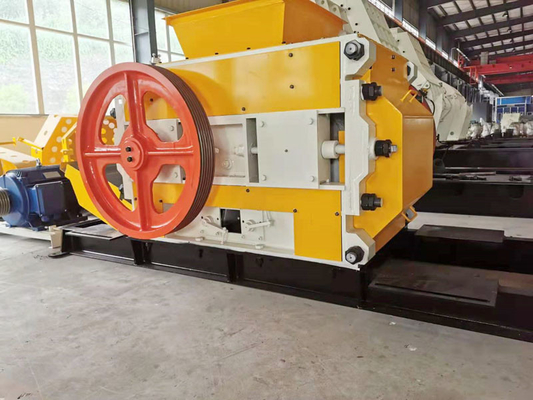 Tam Otomatik Kil Silindirli Kırma Makinesi Taş Tuğla Endüstriyel Öğütücü Makinesi
