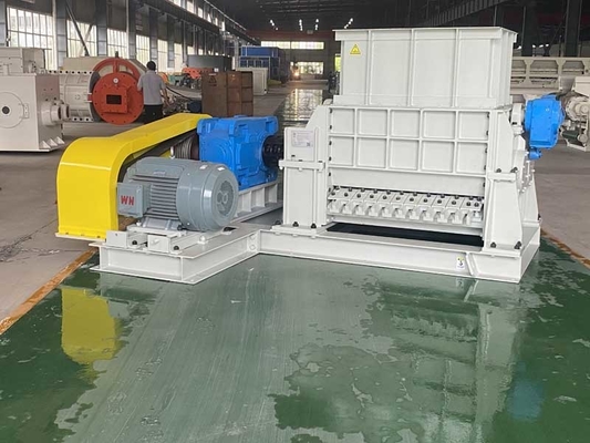 30 - 70m3/H Çift Dişli Rulo Kırıcı AC Motorlu Hammadde İşleme Makinaları