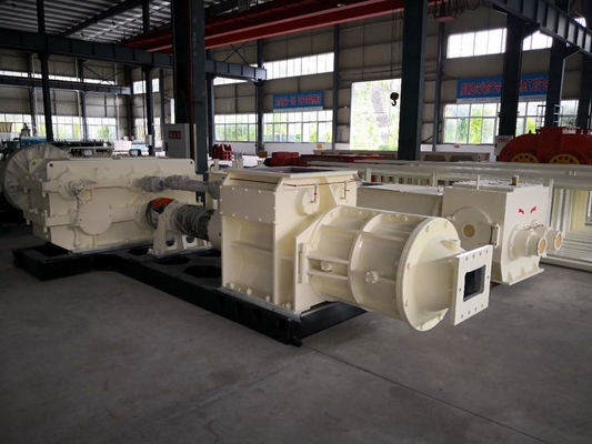 Clay Soil Brick Making Machine manuel tuğla yapma fabrikası makinesi EV Kenya'da vakum ekstrüder