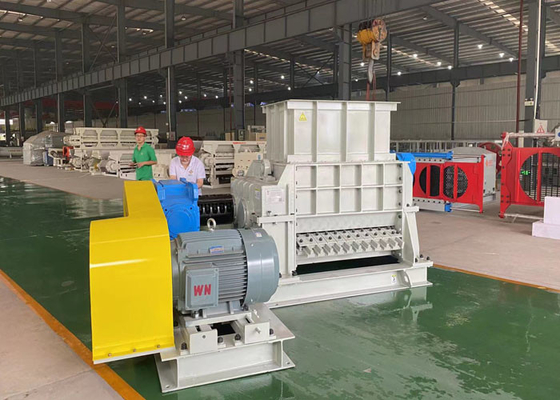 Çift Dişli Silindirli Kırma Makinesi 400mm Çap 1000mm Genişlik