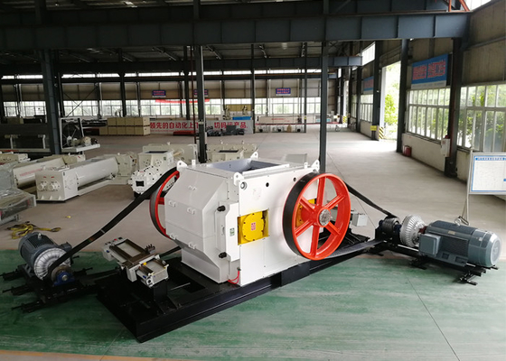 Tam Otomatik Üretim Hattı İçin Yüksek Hızlı Kil Tuğla Silindir Kırıcı Makinesi