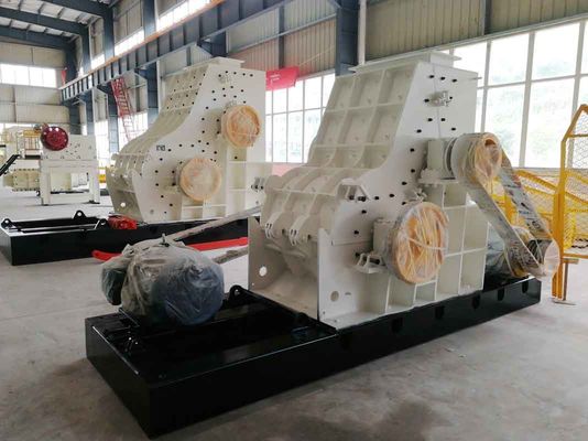 180kw Double Rotor Hammer Crusher 36 Hammer ve Mineral İşleme için Su İçeriği Toleransı % 8.5'ten Fazla Değil