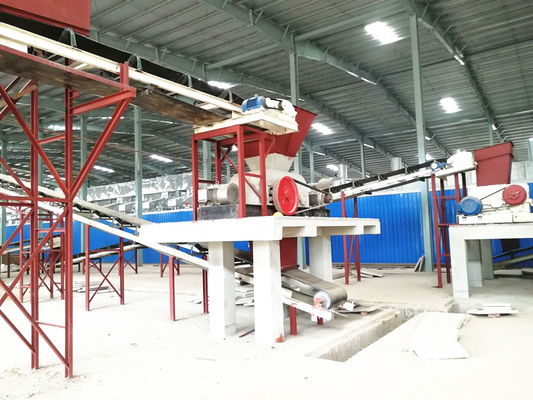 BBT Cevher Hazırlama Ekipmanları Tuğla Üretim Rulo Kırma Makinesi