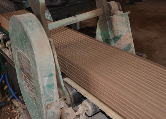 Kurutucu ile Uçucu Kül Otomatik Kil Tuğla Makinesi İçi Boş Tuğla Kalıplama Makinesi
