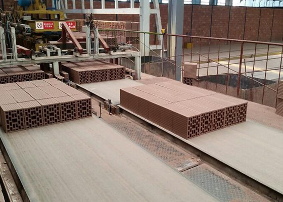 Yüksek hassasiyetli kil tuğla kesme makinesi, 2,1 m kesme uzunluğu ve dakikada 12-16 kesim ile Model QTQD-1