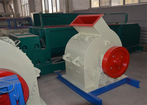 Kil Tuğla Üretim Tesisi 132kw İçin Çekiçli Silindirli Kırıcı Makinesi