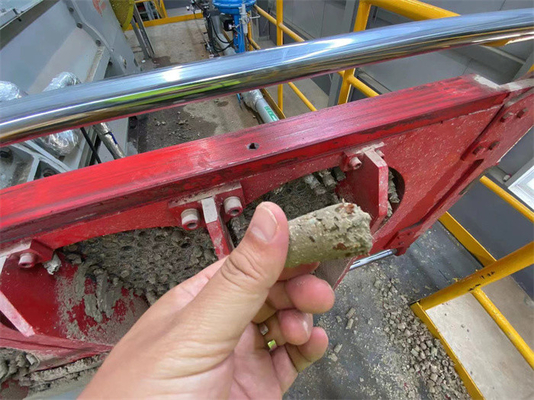 Kırmızı tuğlalar Bloks Karıştırma Makinesi Otomatik Filtre Çift Çapa Karıştırma Makineleri Kil malzemesi için