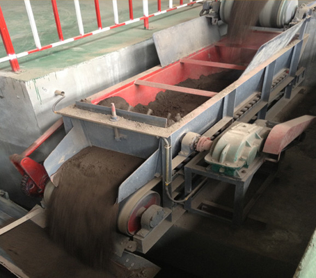 Tuğla Yapımı Makineleri Otomatik Hammadde Karıştırma Makinesi için Kemer Tip Kil Şeyl Çimento Kutusu Besleyici