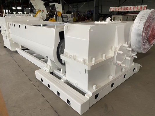10000-13000pcs/hr Tam Otomatik Tuğla Yapım Projesi EV Vacuum Extruder With Low Extrusion Pressure